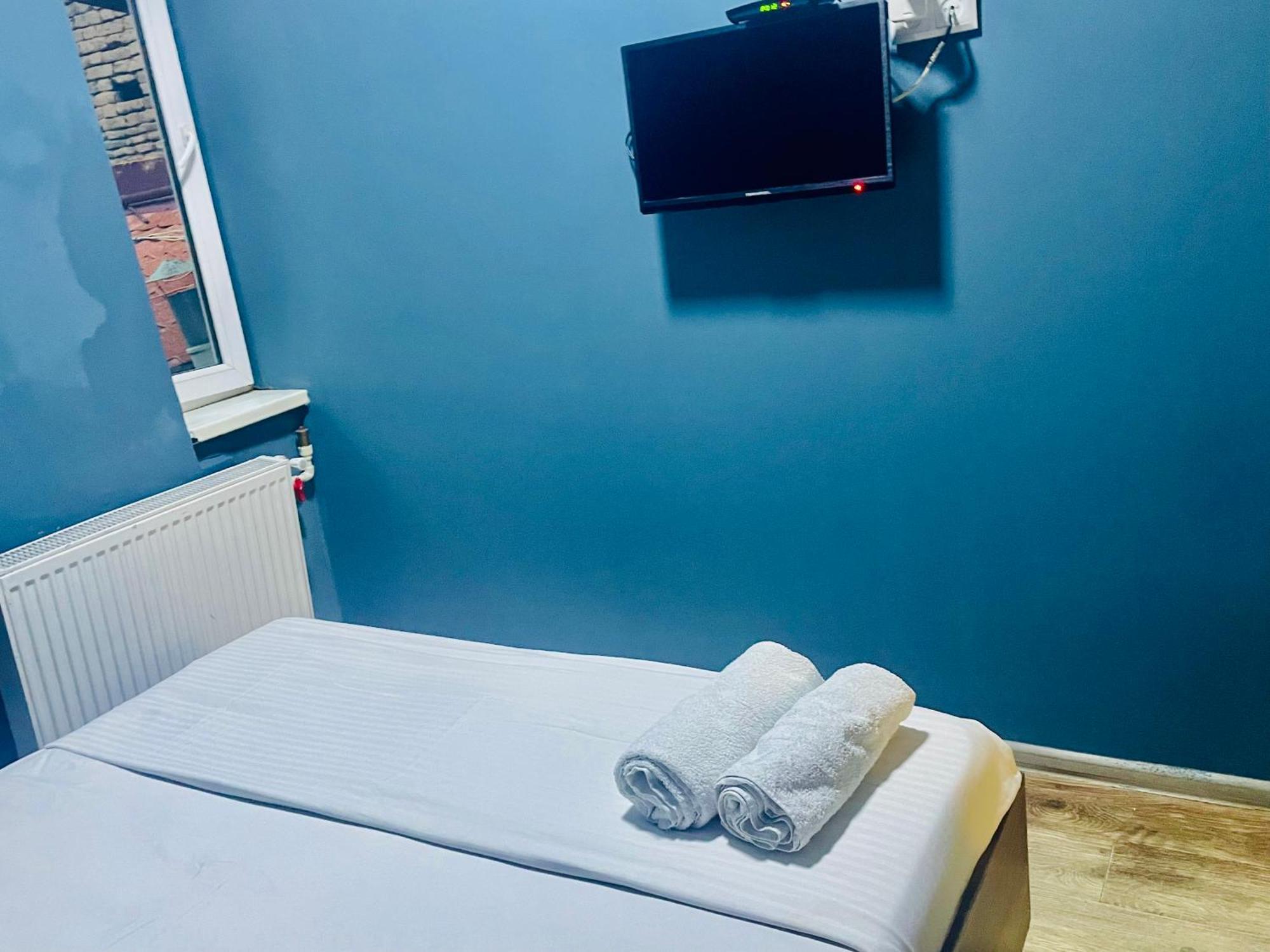 Hotel Klarastan Bon Voyage Tbilisi Exteriör bild