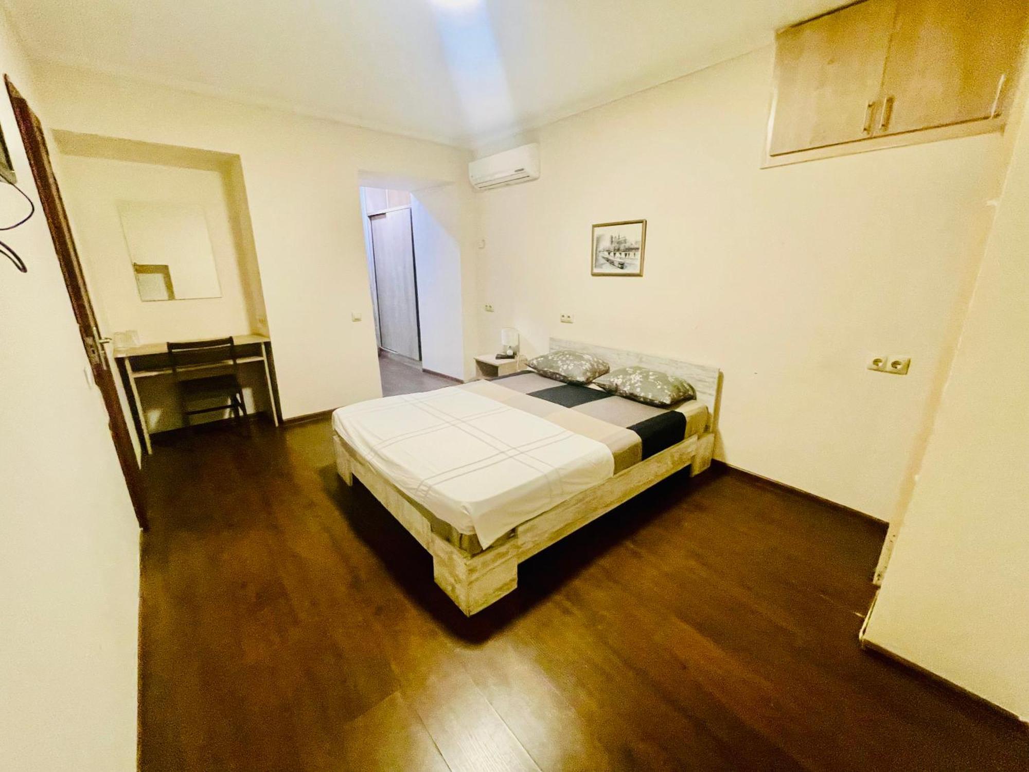Hotel Klarastan Bon Voyage Tbilisi Exteriör bild