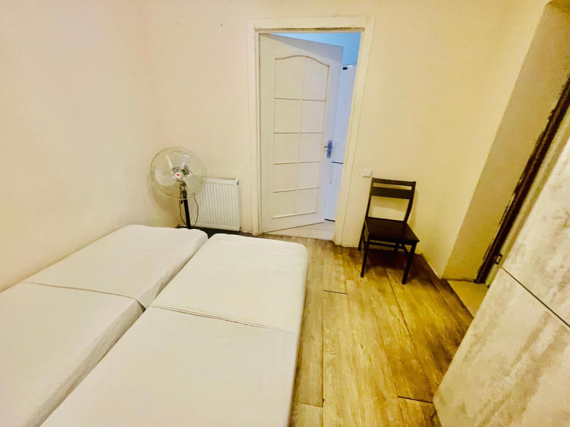 Hotel Klarastan Bon Voyage Tbilisi Exteriör bild
